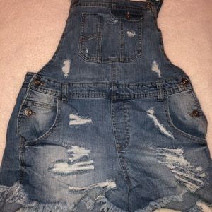 Overall shorts